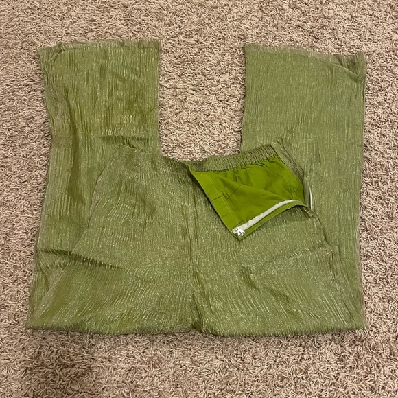 Indian pant suit with dupatta - Picture 4 of 5